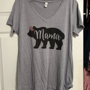 Gray V-Neck 'Mama' Bear Graphic T-Shirt